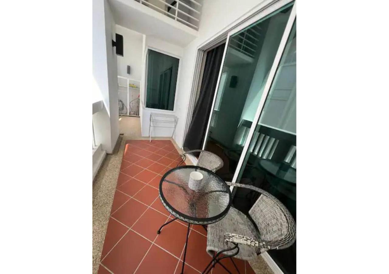 Tree Premier Suite Strait Quay Luxury Marina Suite Tanjung Tokong Екстериор снимка