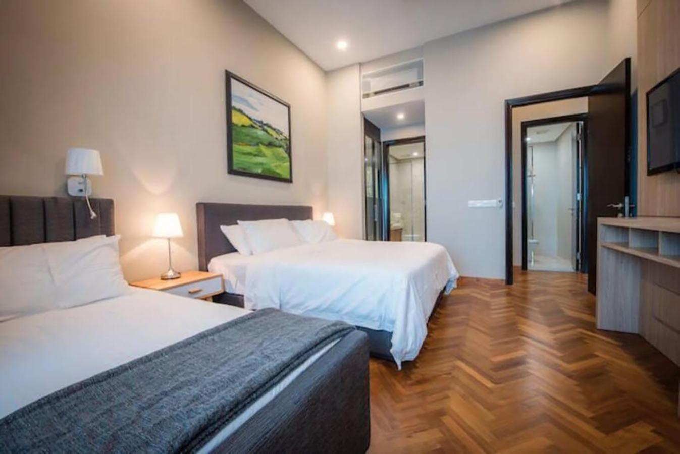 Tree Premier Suite Strait Quay Luxury Marina Suite Tanjung Tokong Екстериор снимка